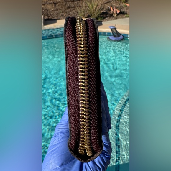 Louis Vuitton vernis Zippy wallet Amarante with COA VGUC - Picture 9 of 16